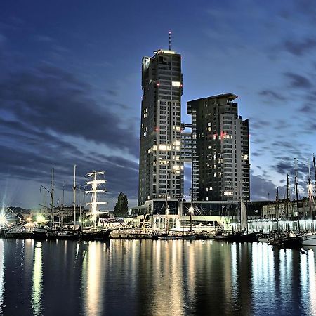 Apartamenty Sea Towers Gdynia Buitenkant foto