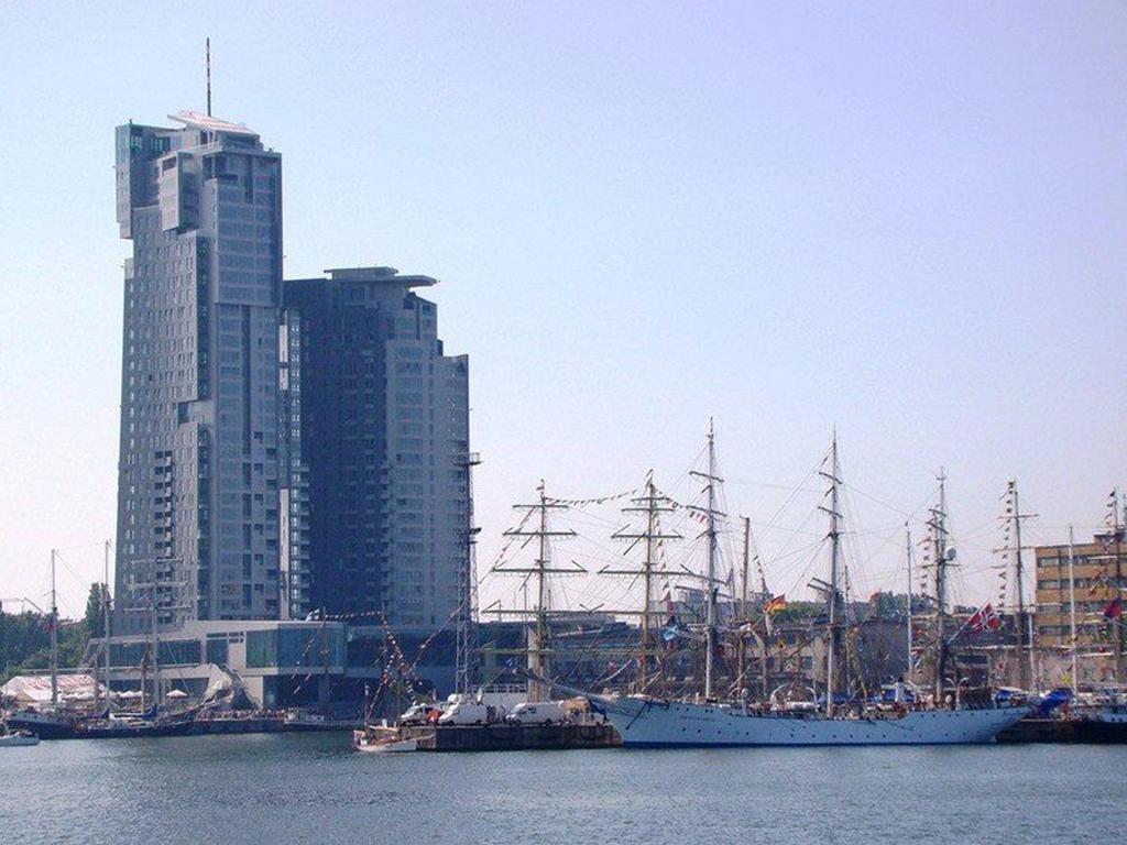 Apartamenty Sea Towers Gdynia Buitenkant foto