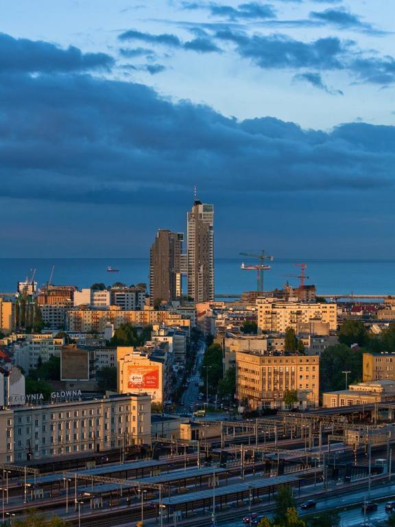 Apartamenty Sea Towers Gdynia Buitenkant foto