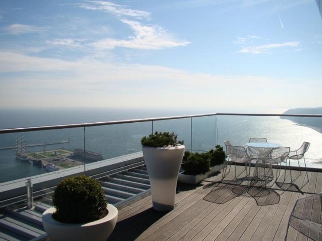 Apartamenty Sea Towers Gdynia Buitenkant foto